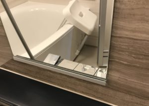 浴室鏡３